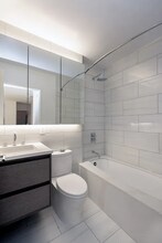 280 W 81st St in New York, NY - Building Photo - Building Photo