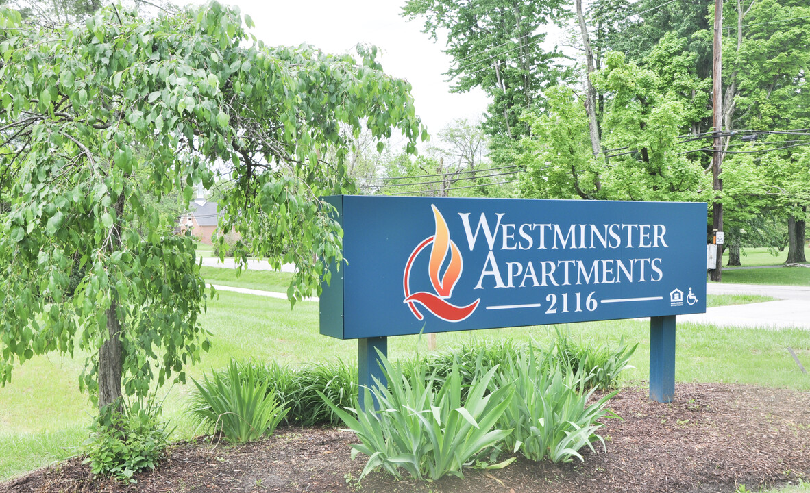 Westminster Apartments in Louisville, KY - Foto de edificio