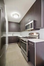 425 W 53rd St in New York, NY - Building Photo - Building Photo