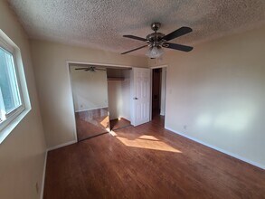 1910 Vassar St, Unit Unit A in Glendale, CA - Building Photo - Building Photo