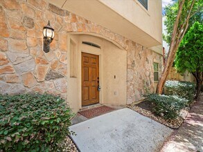 588 Bomar St in Houston, TX - Building Photo - Building Photo