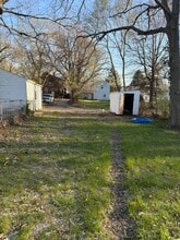 1022 West Adrian G. Hinton Avenue in Peoria, IL - Building Photo - Building Photo