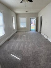 1330 S Laura St in Wichita, KS - Building Photo - Building Photo