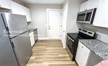 1732 17th Ave N in Nashville, TN - Building Photo - Building Photo