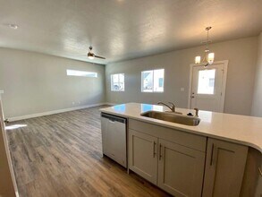 2664 S 2250 W St in West Haven, UT - Building Photo - Building Photo