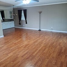 120 Santa Lucia Dr in Hemet, CA - Building Photo - Building Photo