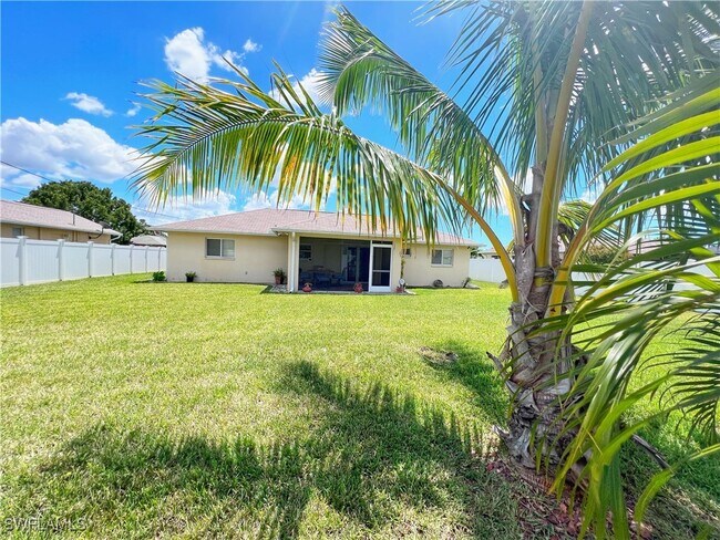 property at 137 SE 17th Terrace