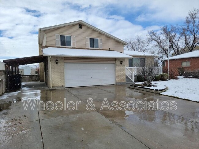 9218 Alvey Ln in Sandy, UT - Building Photo - Building Photo