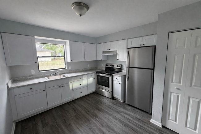 property at 526 Montana Ave