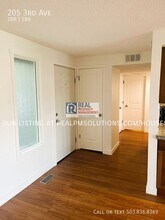 205 3rd Ave in Oregon City, OR - Building Photo - Building Photo