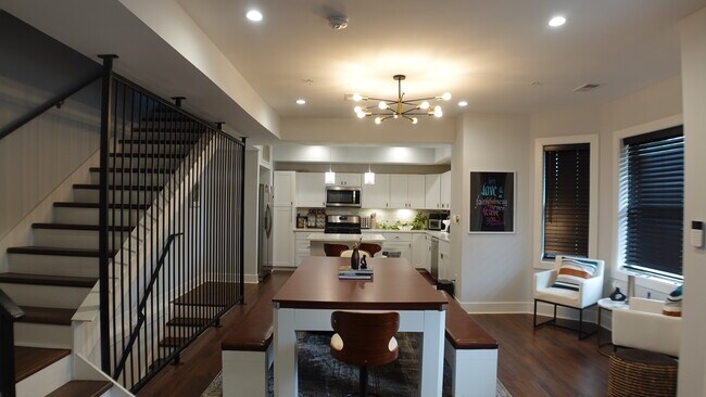 903 Hamilton St NW in Washington, DC - Building Photo - Building Photo