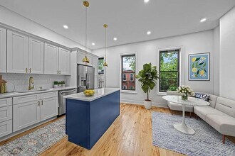 581 Decatur St in Brooklyn, NY - Building Photo - Building Photo