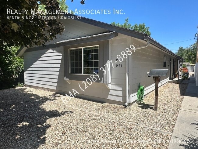 1522 S Denver Ave