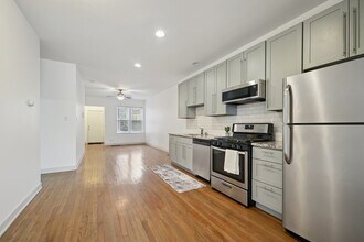 7138 S Prairie Ave in Chicago, IL - Building Photo - Building Photo