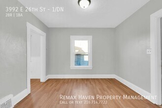 3992 E 26th St in Newburgh Heights, OH - Building Photo - Building Photo