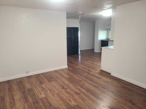 496 S 200 E St in Enterprise, UT - Building Photo - Building Photo