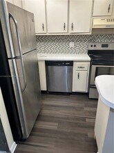 5 Jacaranda Dr, Unit 206 in Plantation, FL - Building Photo - Building Photo