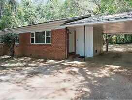 1318 W Tharpe St in Tallahassee, FL - Building Photo