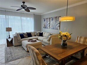 960 Hampton Cir in Naples, FL - Building Photo - Building Photo