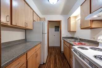 Rolling Hills Apartments in St. Paul, MN - Foto de edificio - Interior Photo