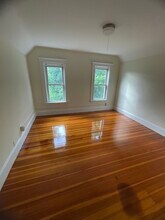17 Egerton Rd, Unit 1 in Arlington, MA - Building Photo - Building Photo