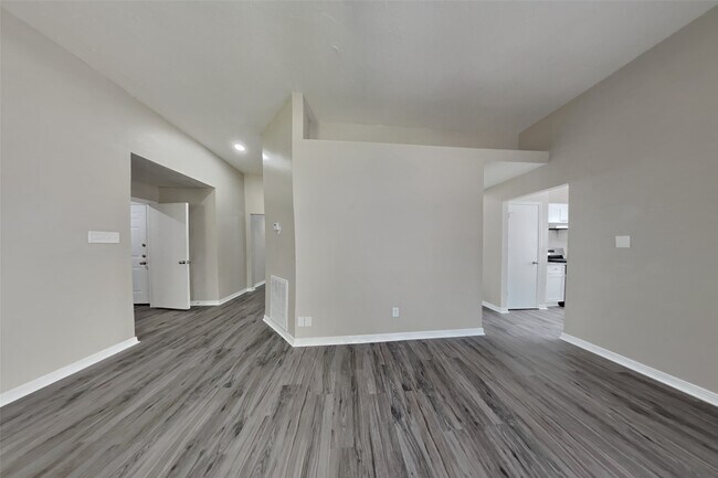 17914 Autumn Hills Dr in Houston, TX - Building Photo - Building Photo
