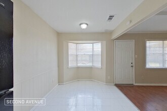 9702 Hillis St in Houston, TX - Building Photo - Building Photo