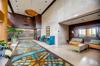 1001 W Jefferson Ave, Unit 9A in Detroit, MI - Foto de edificio - Building Photo