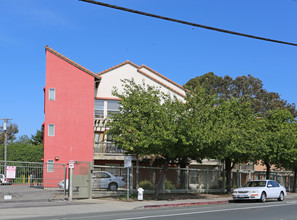 CHURCH LANE APARTMENTS in San Pablo, CA - Building Photo - Building Photo