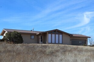 601 La Bajada Way in White Rock, NM - Building Photo