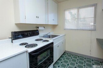 1060 Wilson Ave in Reno, NV - Building Photo - Building Photo