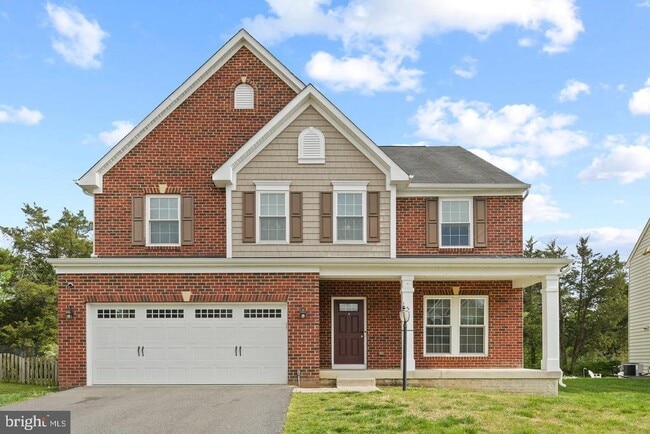 property at 5 Taylors Hl Wy