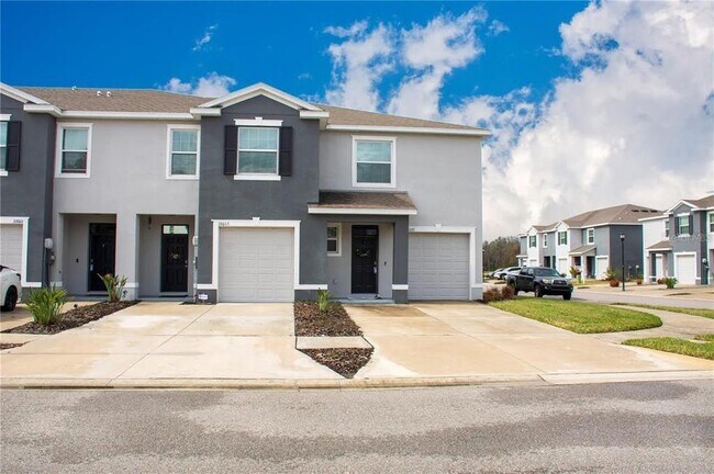 33015 Kaloko Rd in Wesley Chapel, FL - Building Photo - Building Photo