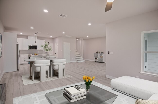 property at 12310 Glenview Dr