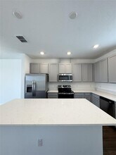 6543 Cyrils Dr in St. Cloud, FL - Building Photo - Building Photo