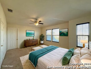 22019 Goldcrest Run in San Antonio, TX - Building Photo - Building Photo