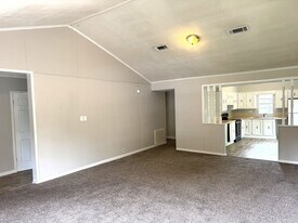 1231 Waller Ave in Bossier City, LA - Building Photo