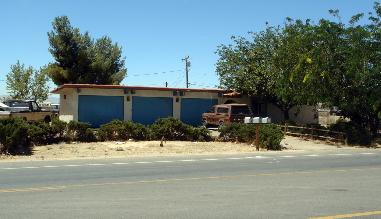 20775 Thunderbird Rd in Apple Valley, CA - Building Photo