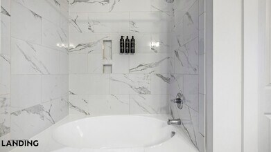 15401 Chenal Pkwy, Unit 3112 in Little Rock, AR - Foto de edificio - Building Photo