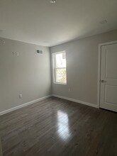 2153 N 19th St, Unit #3 in Philadelphia, PA - Building Photo - Building Photo