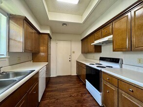 5809 Roxanne Dr in Waco, TX - Building Photo - Building Photo