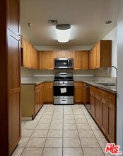 7551 Jordan Ave in Los Angeles, CA - Building Photo - Building Photo