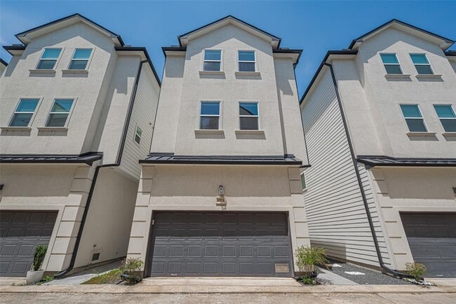 property at 1237 W 23rd St