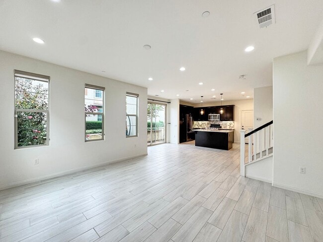 16170 Veridian Cir in San Diego, CA - Building Photo - Building Photo