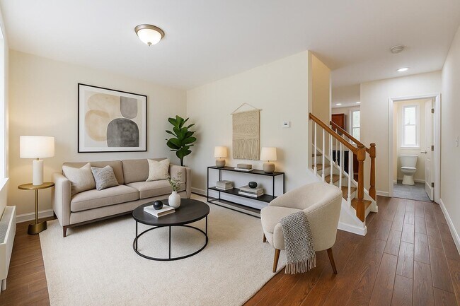 4 Rademan Pl in Jersey City, NJ - Building Photo - Building Photo