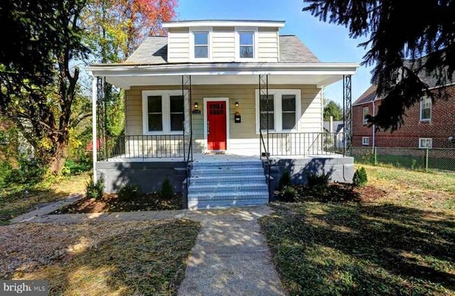 property at 3110 Louise Ave