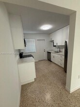 3638 SW 23rd Terrace in Miami, FL - Building Photo - Building Photo