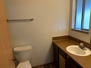 427 N 21st St in Mount Vernon, WA - Foto de edificio - Building Photo