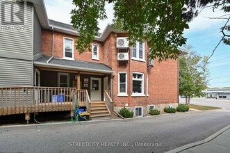 170 Bradford St in Barrie, ON - Building Photo - Building Photo