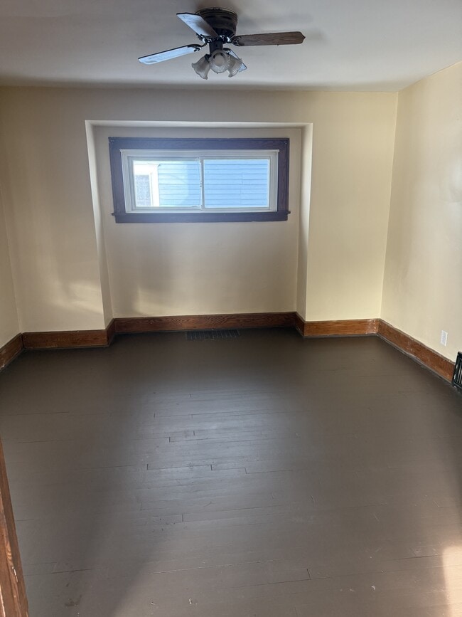 103 Rhoda Ave in Youngstown, OH - Building Photo - Building Photo